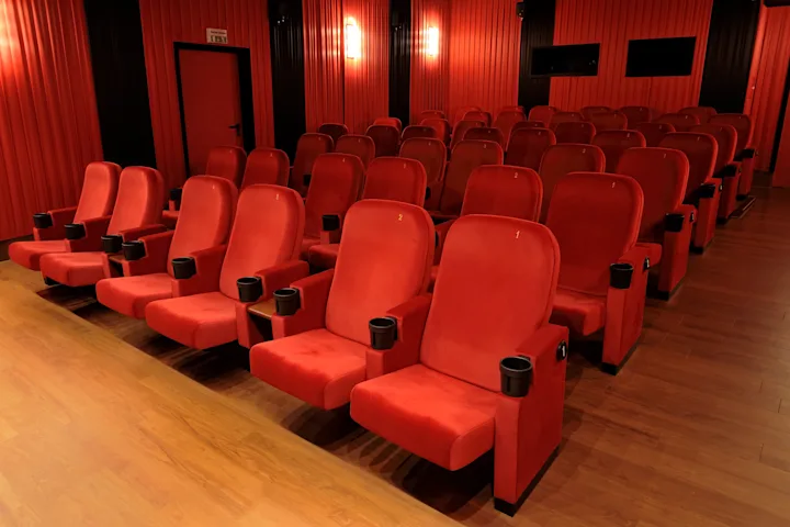Der Saal Eden 2 im Eden Palast - Ansicht von vorne
