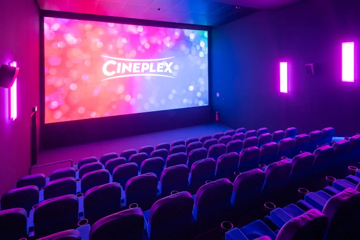 Penzing_Saal_6_back2_HDR