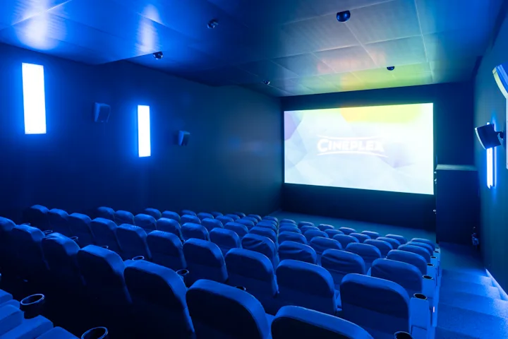 Penzing_Saal_4_back1