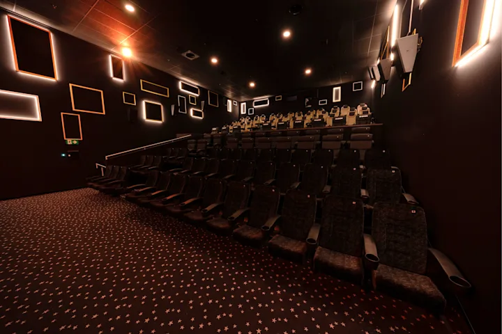 Kino 5 Cineplex Friedrichshafen