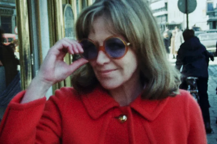 Szenenbild zu Ich will alles. Hildegard Knef