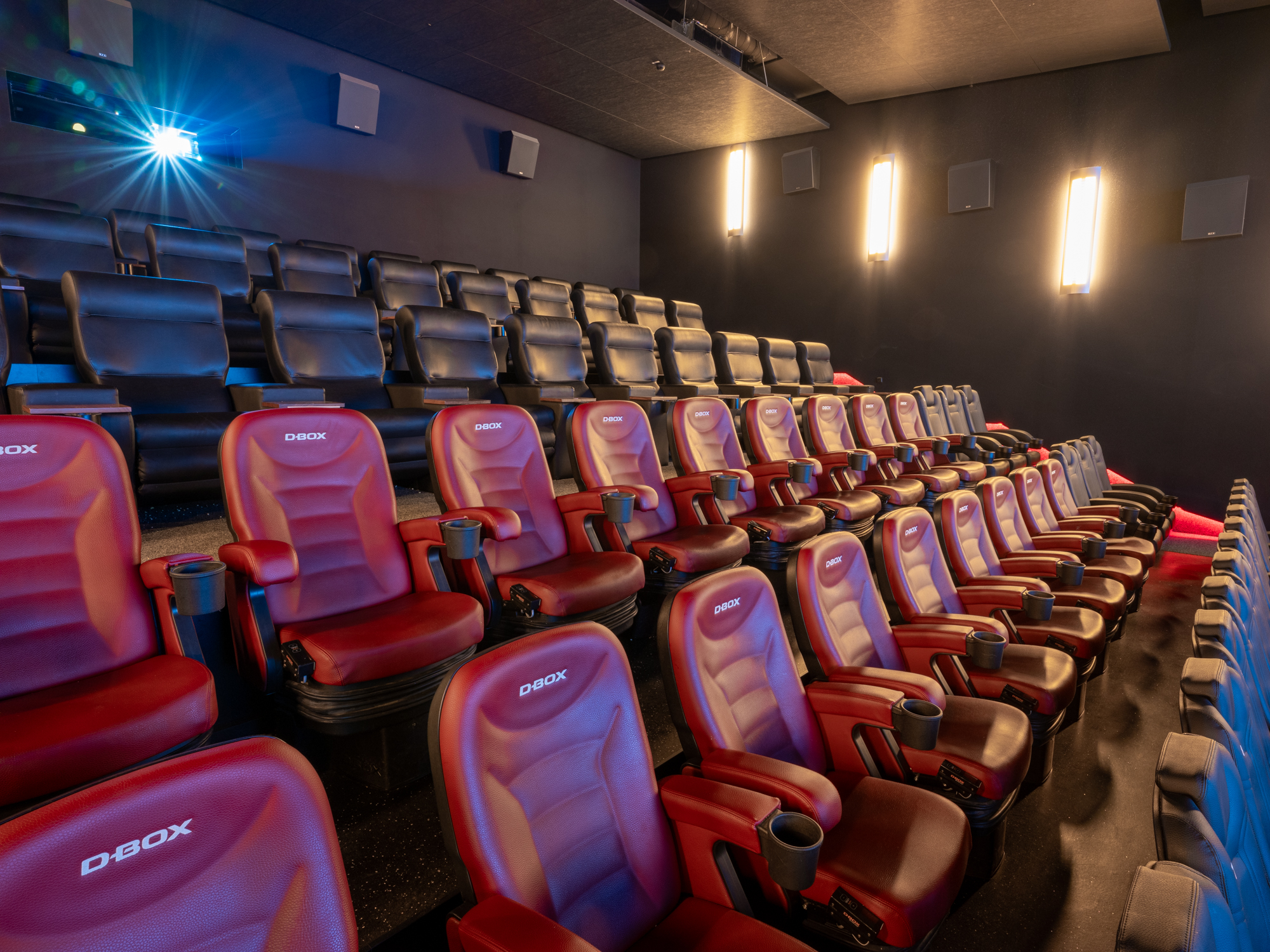 Memmingen_Saal_3_front1_DBOX