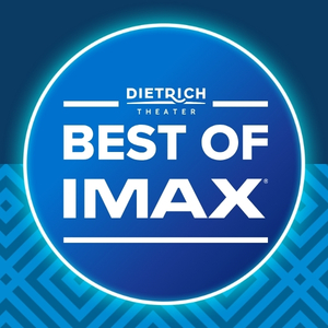 Runder blauer Button mit leuchtendem Rand und der Aufschrift ‚Dietrich Theater – Best of IMAX‘ vor gemustertem blauem Hintergrund.