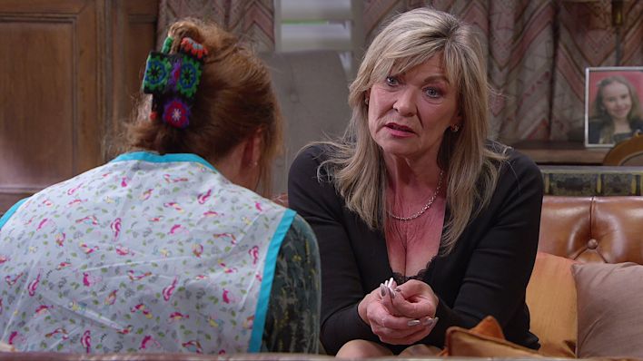 KIM - LYDIA - EMMERDALE - ITV