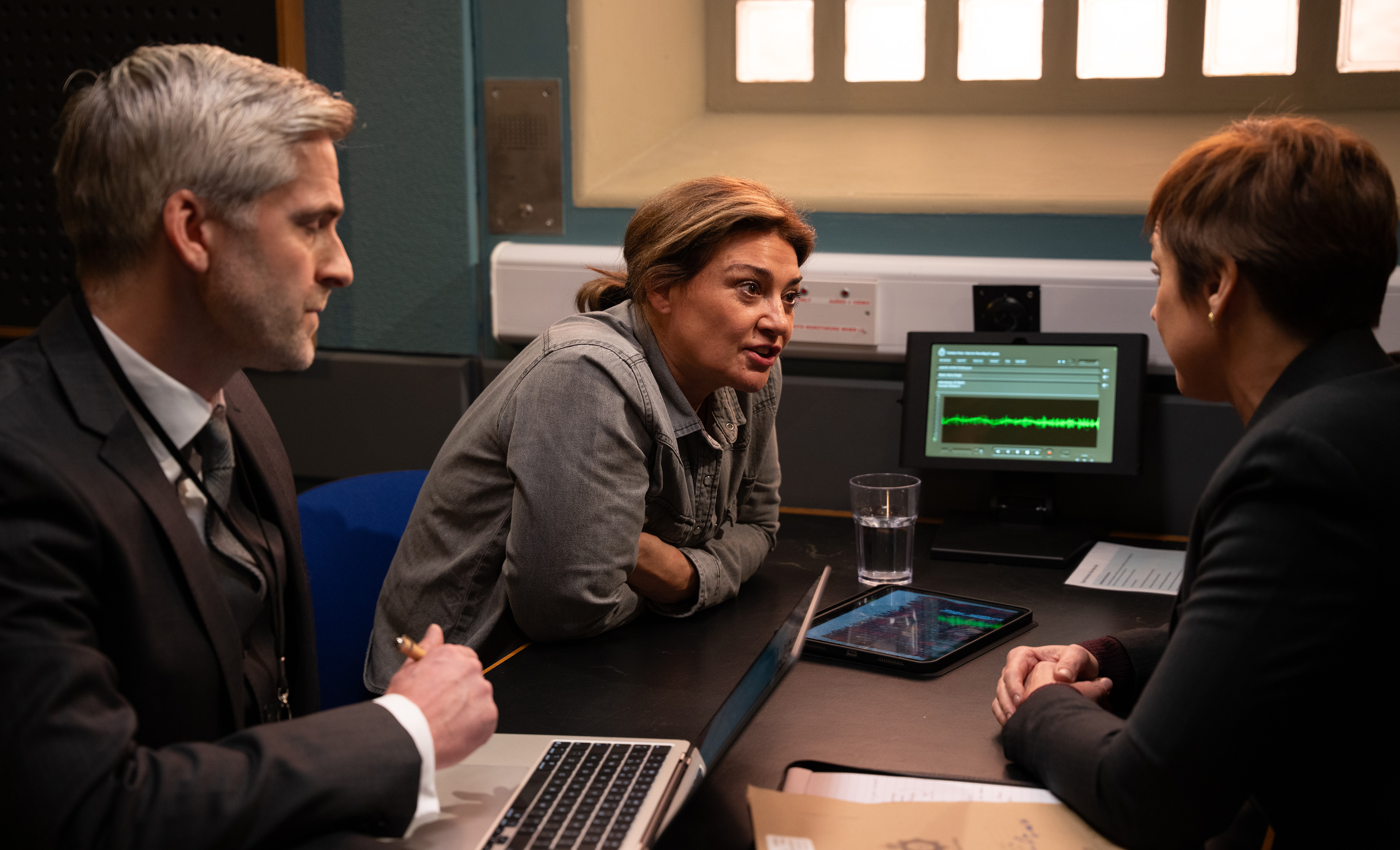 MOIRA - DS WALSH - EMMERDALE - ITV