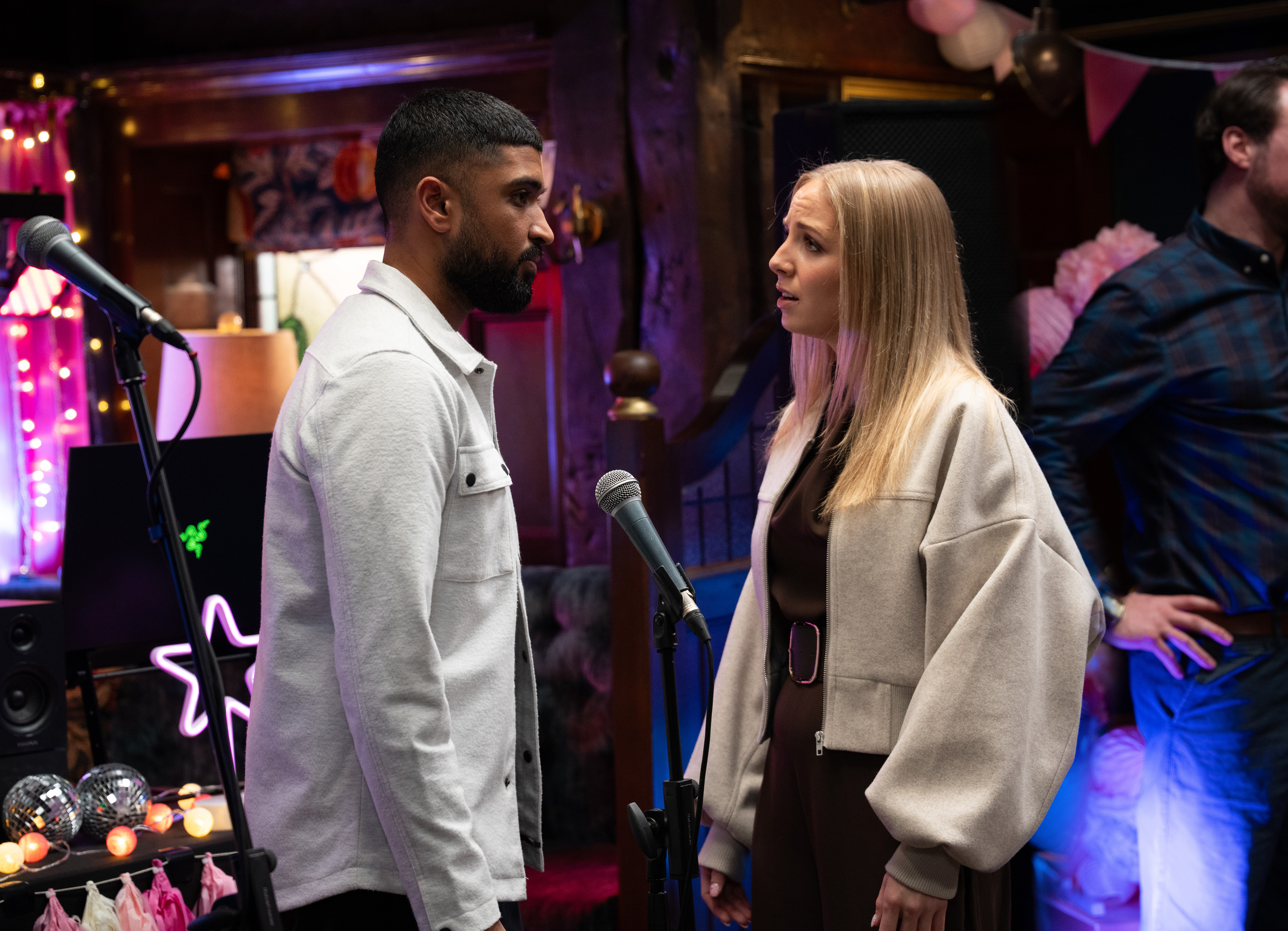 KAMMY - BELLE - EMMERDALE - ITV