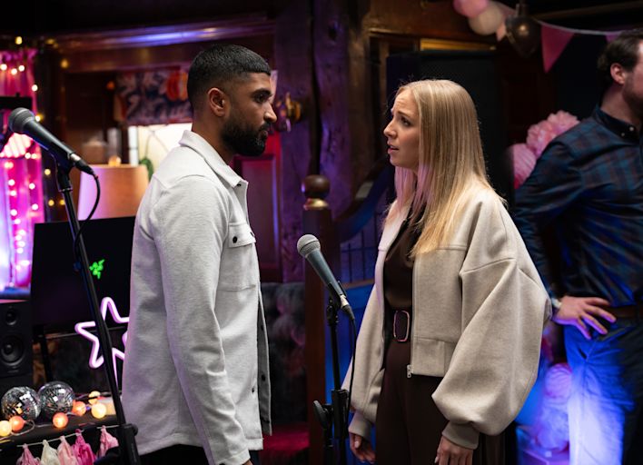 KAMMY - BELLE - EMMERDALE - ITV