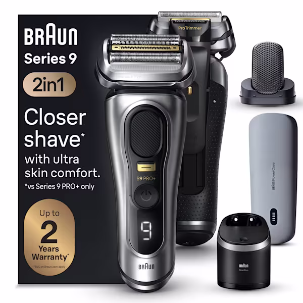 Series 9 Pro+ 9599cc Wet & Dry shaver, accessories, and travel case.