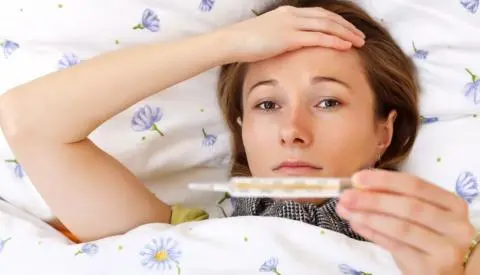 Как лечить температуру при простудных заболеваниях