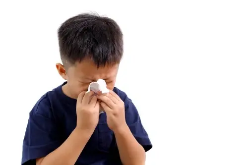 Зелёные сопли у ребёнка