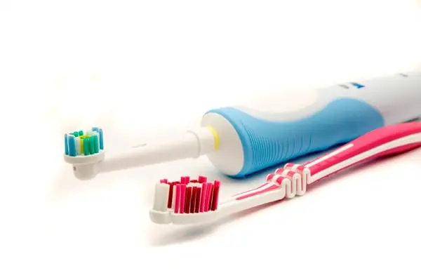 Как сохранить зубы и десны здоровыми