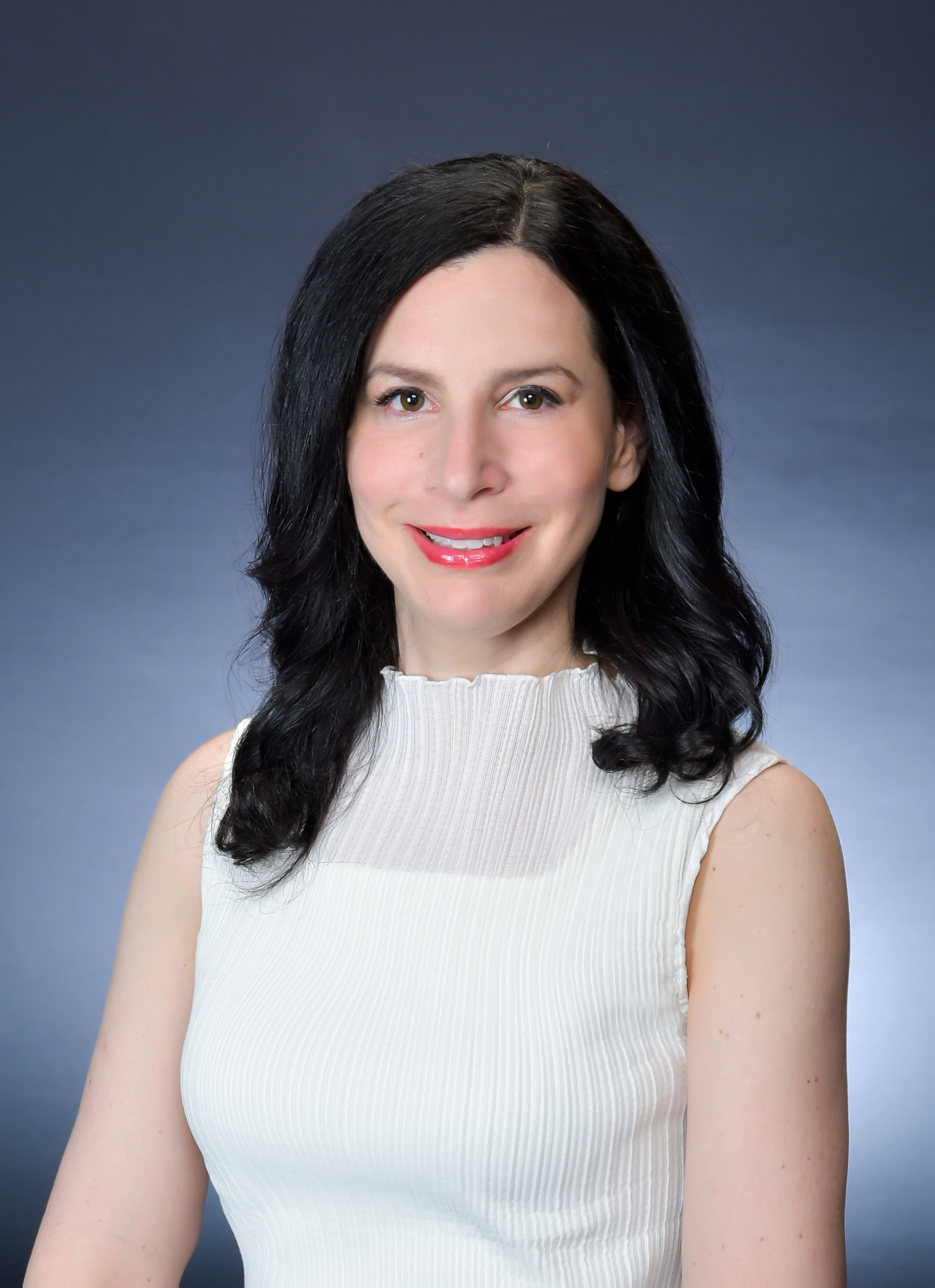 Emily Parker Headshot