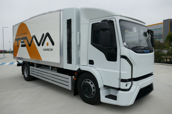tør Magtfulde Fascinate Tevva | Tevva launches in mainland Europe and unveils its 19-tonne hydrogen  electric truck