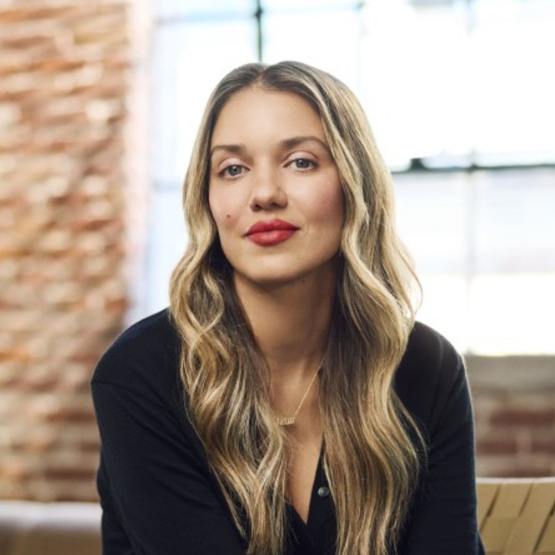 Morgane Palomares_headshot