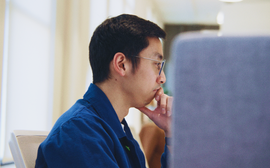 Clay’s New Default: Workflows That Happen in the Background