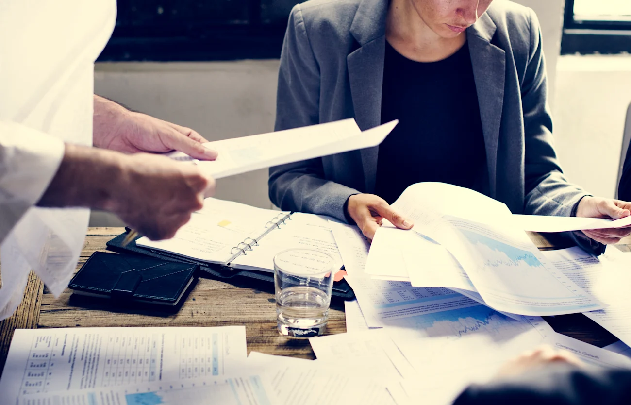 group-of-diverse-business-people-having-a-meeting-2023-11-27-05-05-04-utc