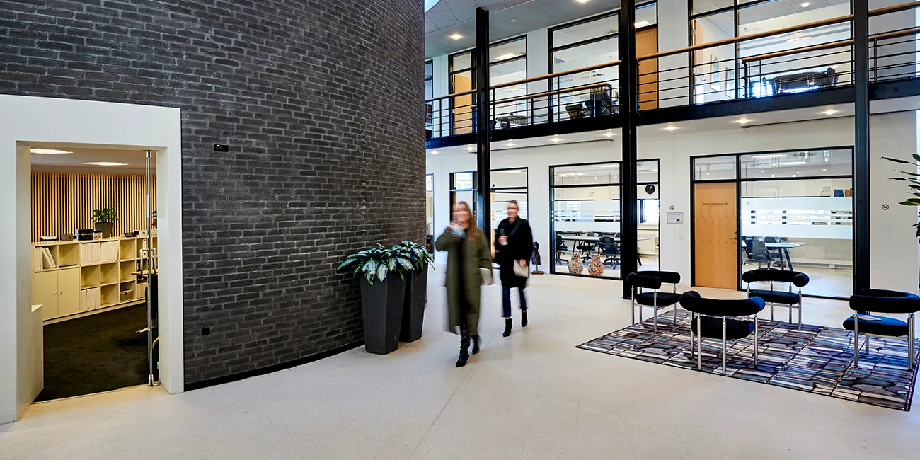 DM&T interiør 1300x650