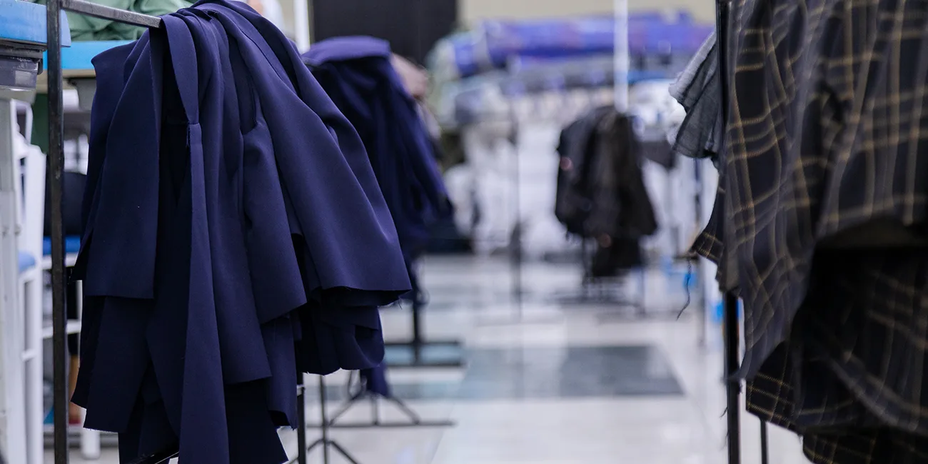 NY EEA rapport tekstiler på fabrik 1300x650