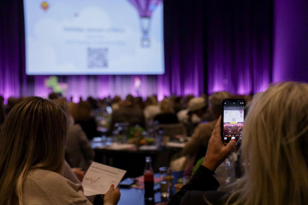 topmøde 2023 SoMe gæster salen