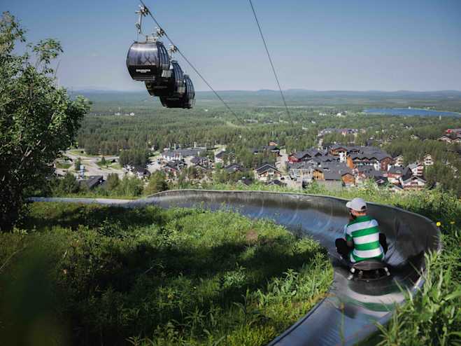 Keskikesä kelkkailu