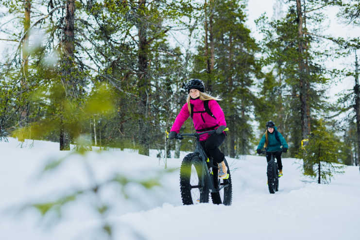 Winter fat biking