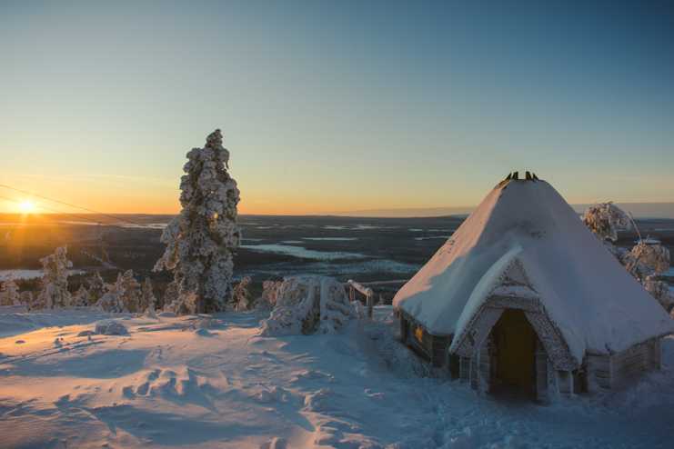 Luminen kota auringonlasku