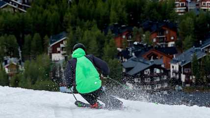 Levi front slopes skier
