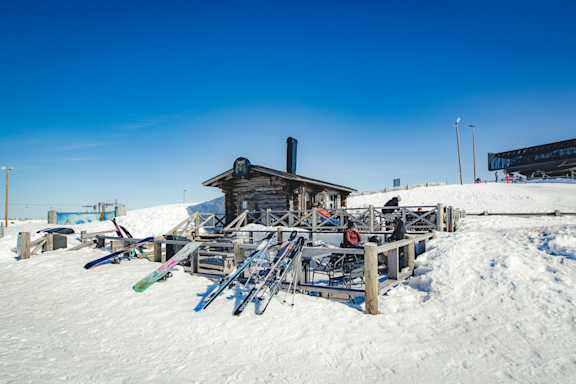 Palovartija resta ulkoa-2