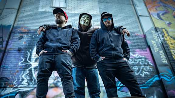 MANSESTERI PROMOKUVA