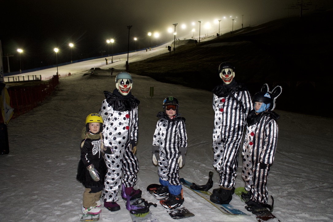 levi ski club halloween