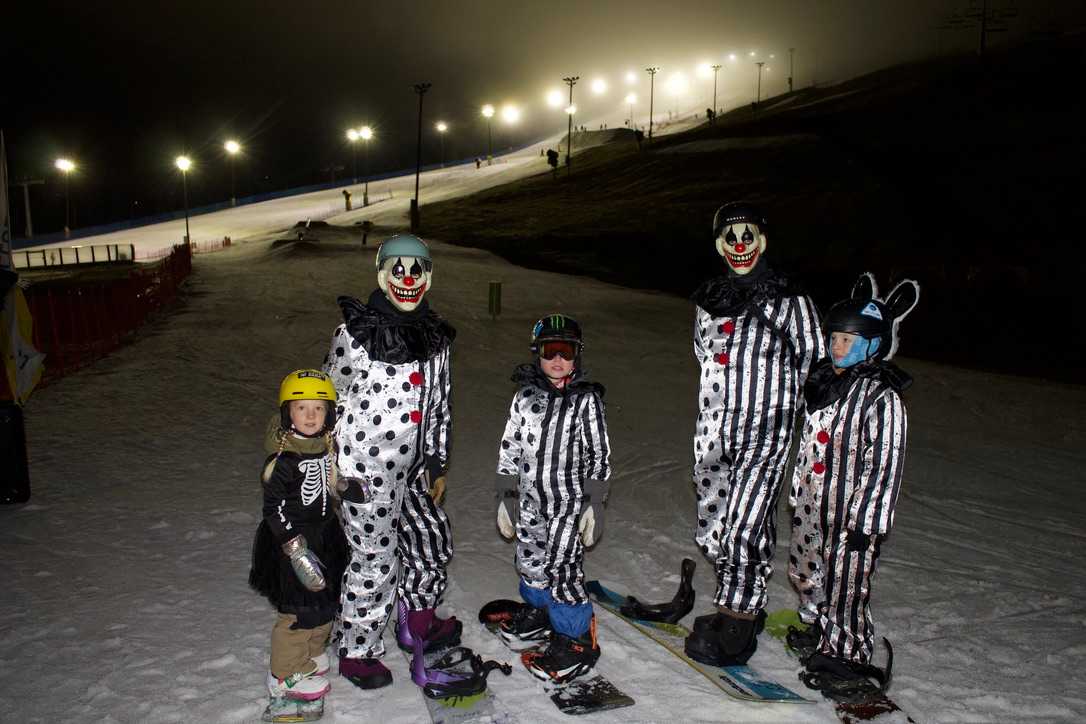 levi ski club halloween