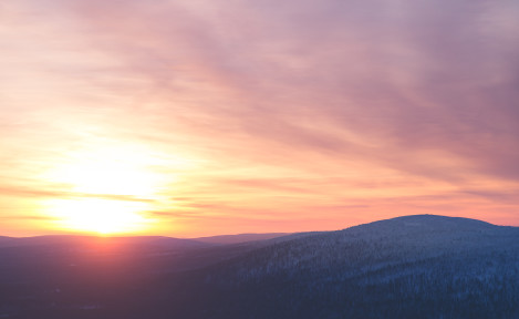 Levi - talvi - auringonlasku