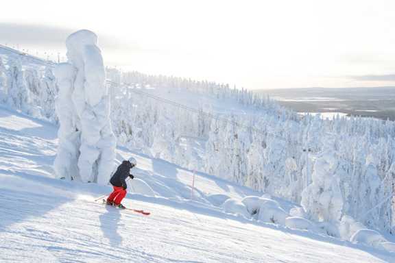 levi ski resort february