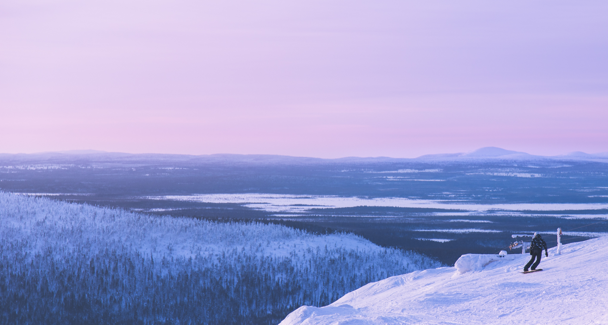 Levi saksasi hero pinkki