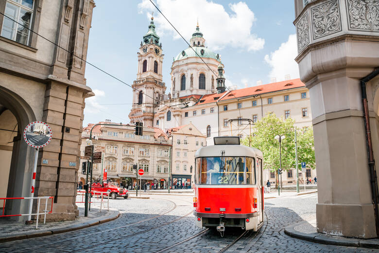 Straßenbahn in der Altstadt von Prag