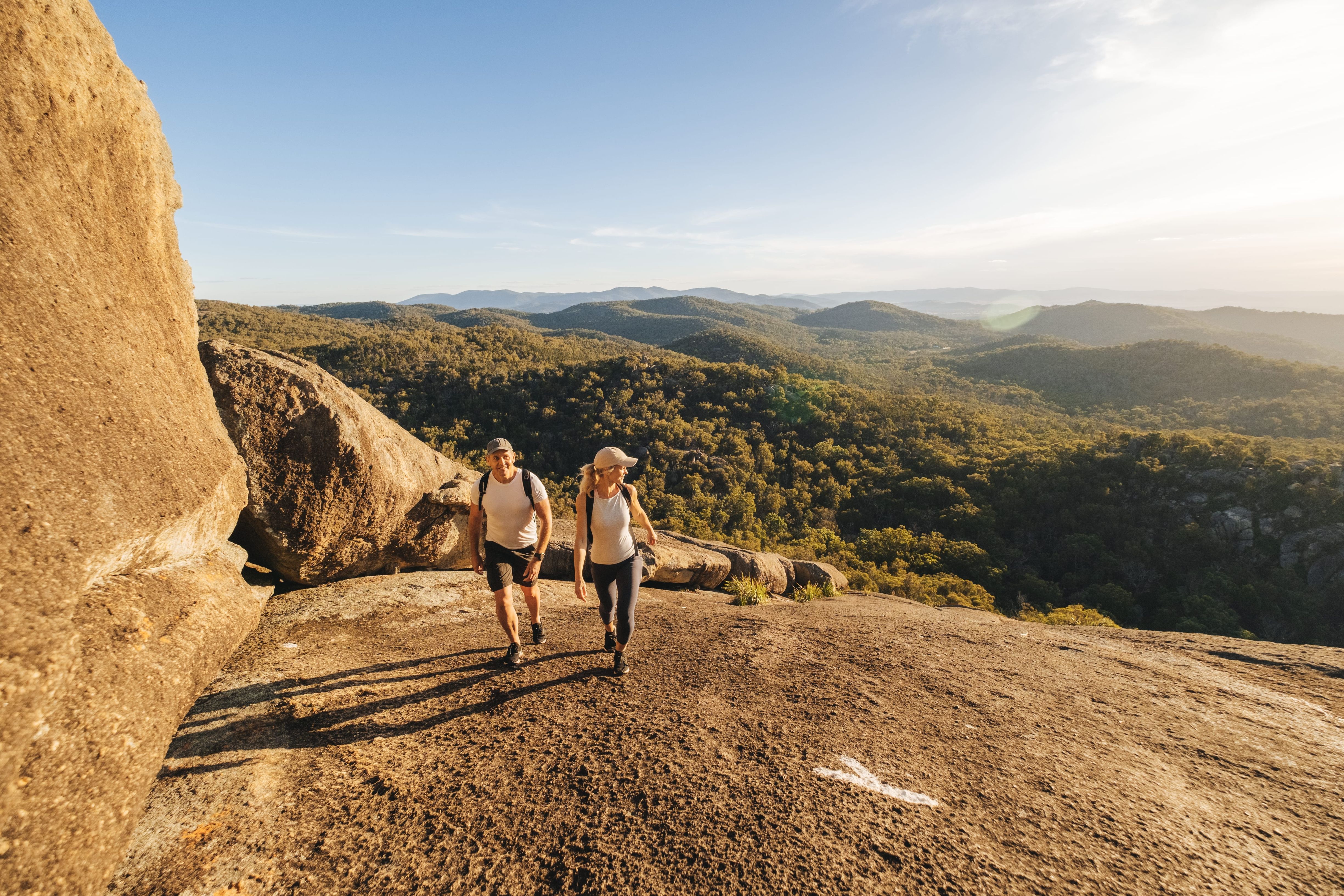 Wandern im Girraween-Nationalpark in Australien