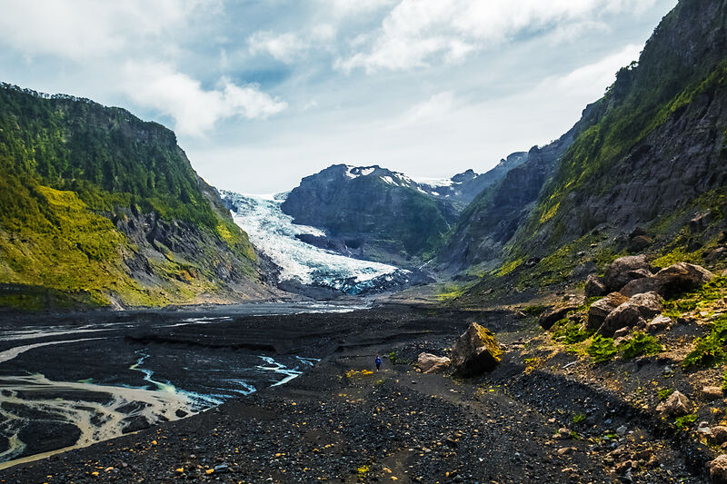 Gletscher und Berge im Pumalin-Nationalpark in Chile