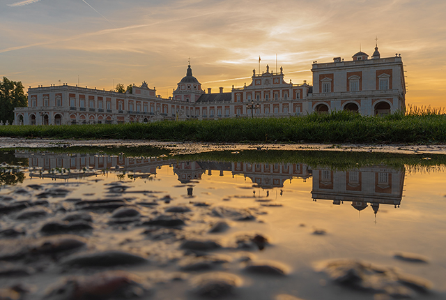 Vue sur le palais royal d'Aranjuez à Madrid