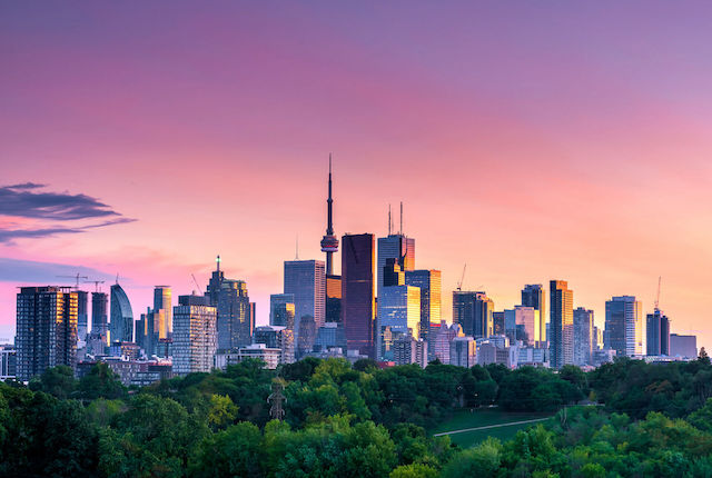 La CN Tower è un'icona di Toronto, in Canada