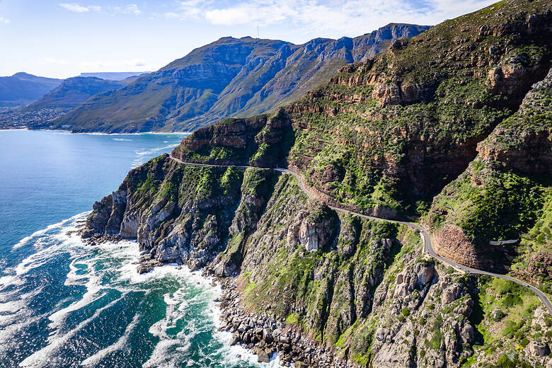 Chapman's Peak Drive am Meer in Südafrika