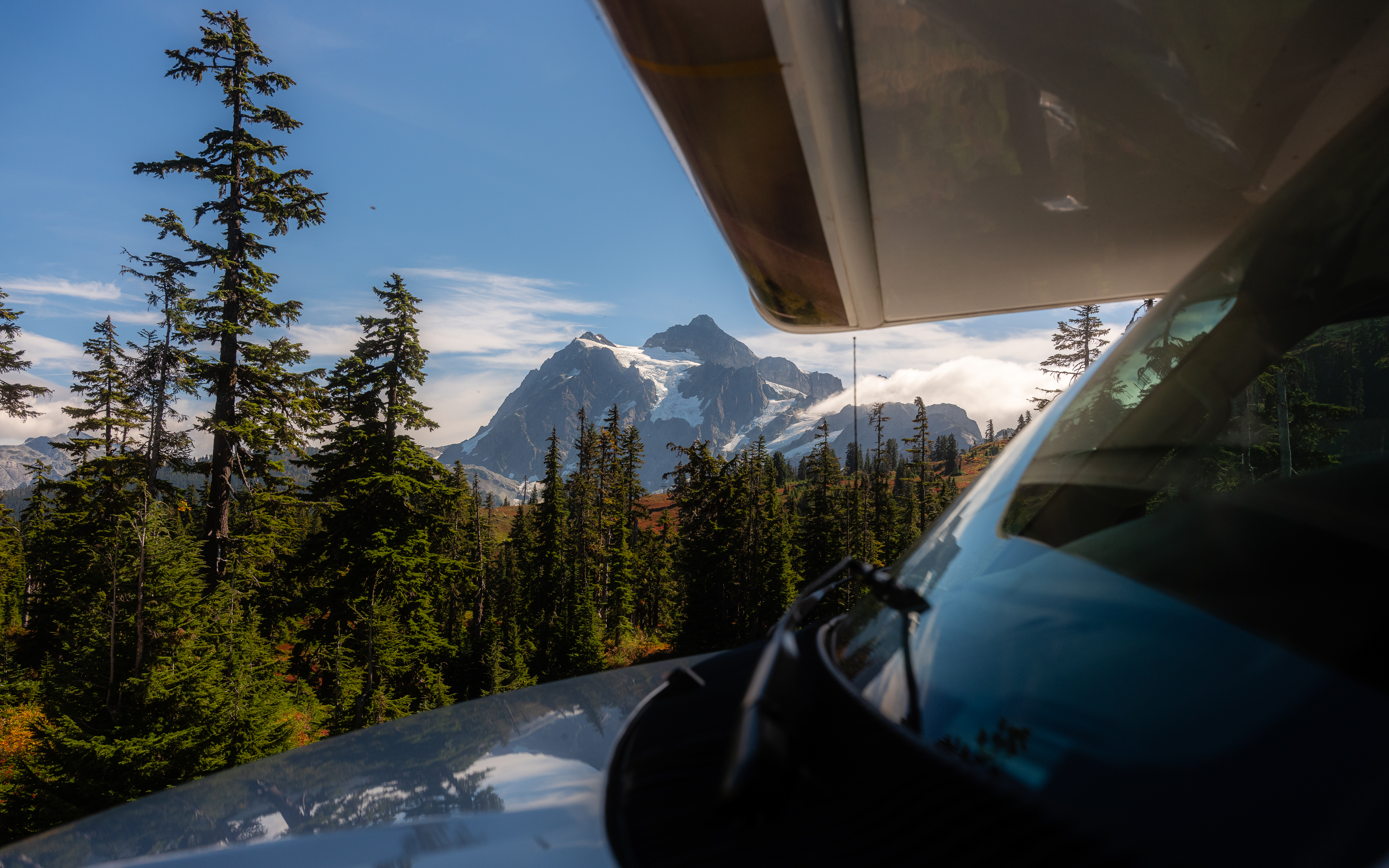 View from inside the motorhome to the rocky mountains, canada