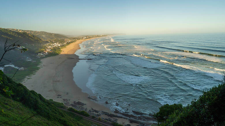 Blick auf den Wilderness Beach in Südafrika an der Garden Route