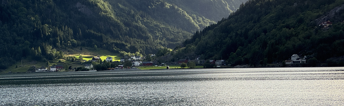 Was sind die 3 besten Wohnmobil-Routen durch Norwegen für 2 bis 3 Wochen?