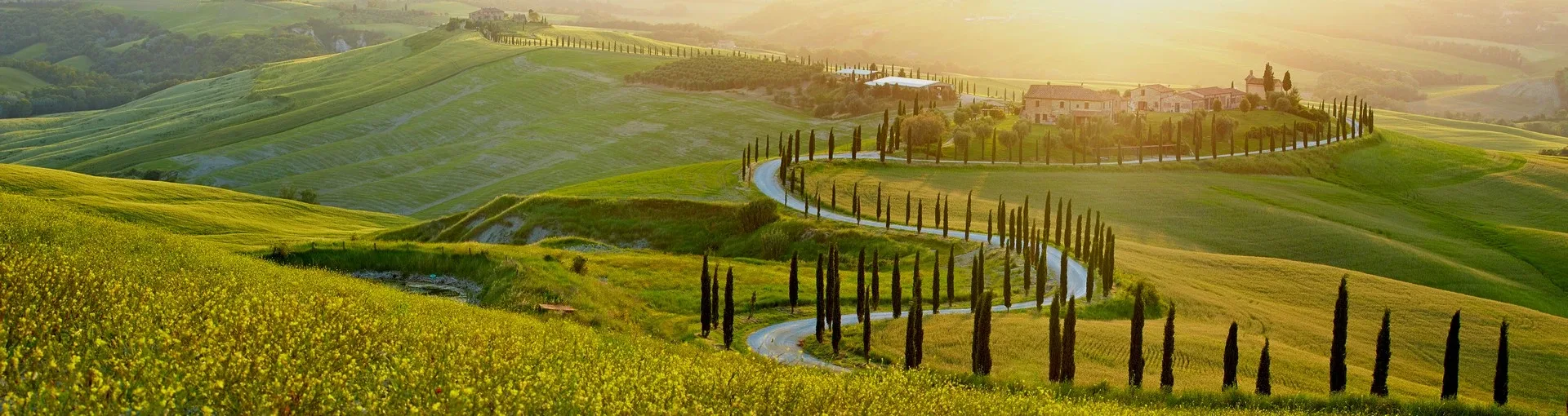 Campervan hire in Italy</br>from €73.30/night