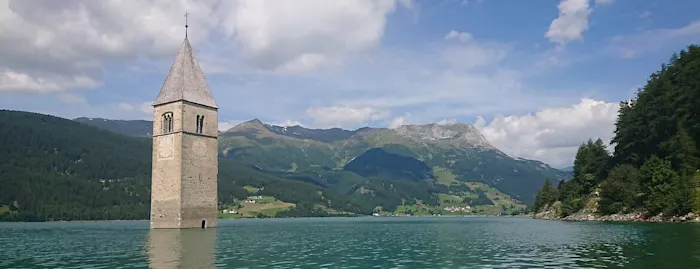 The best Italian lakes for swimming, hiking and camping