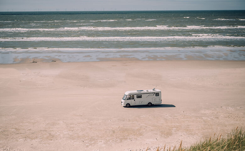 Wohnmobil in Dänemark am Strand