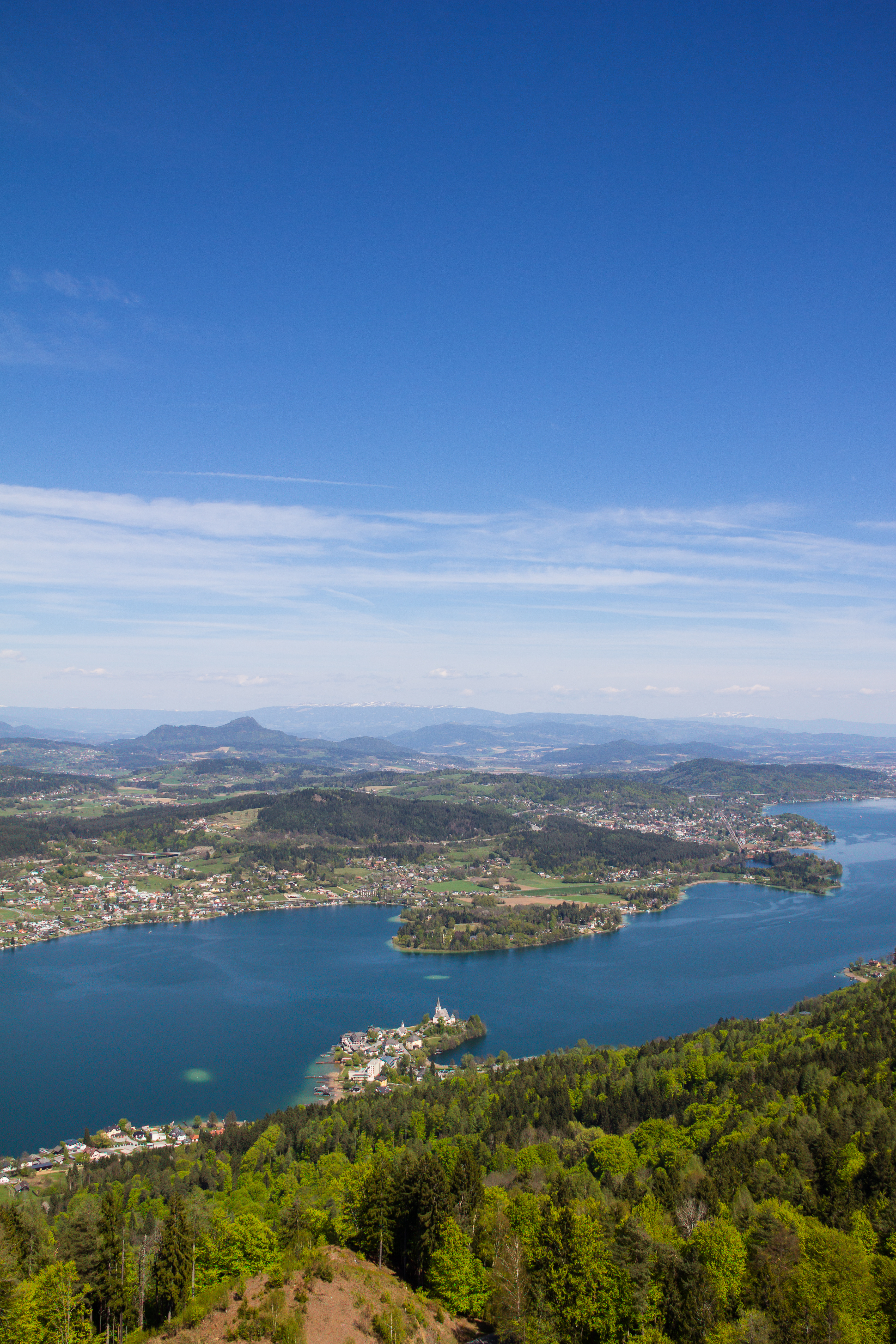 Ausblick vom Pyramidenkogel auf den Wörthersee