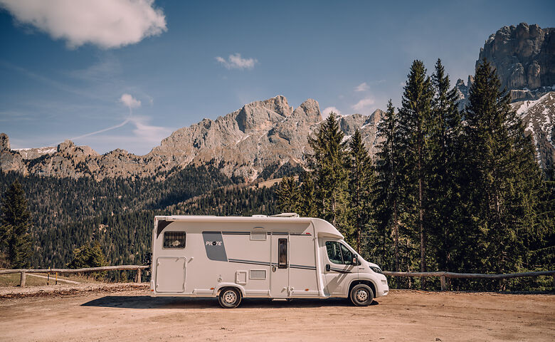 Wohnmobil in den Alpen