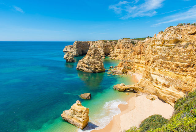 Praia da Marinha - Beautiful Beach Marinha in Algarve, Portugal