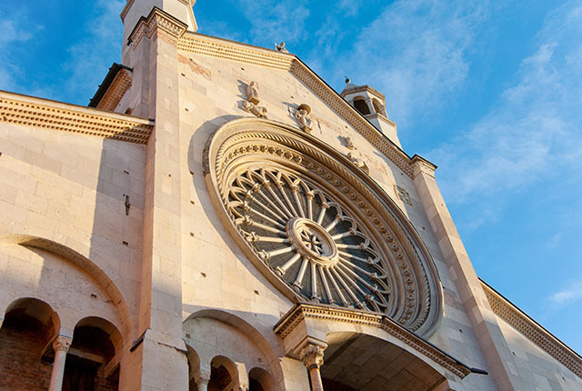 La cattedrale di Modena, Italia